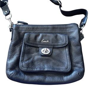Coach Black Pebbled Leather Crossbody Bag Turnlock Pocket